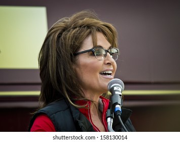 NEW EGYPT, NEW JERSEY/USA OCTOBER 12: Former Alaska Governor And Political Superstar Sarah Palin At The Tea Party Rally For Steve Lonegan On October 12 2013 In New Egypt New Jersey.