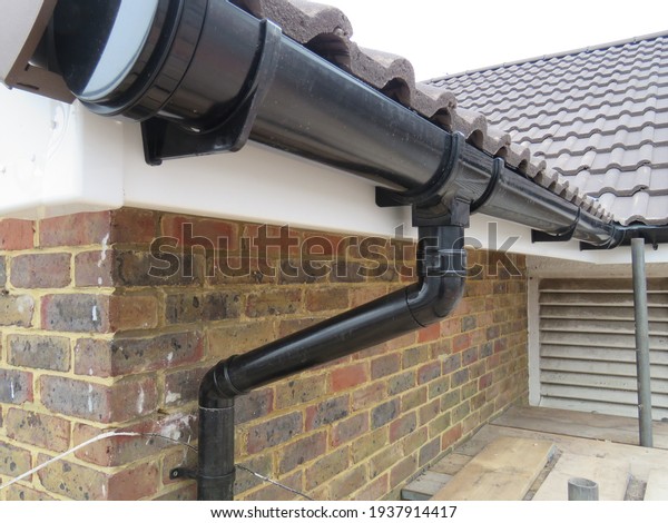 New guttering and swan\
neck down pipes