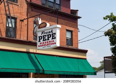 New Haven, Connecticut USA - July 27 2021: Frank Pepe Pizzeria Napoletana Sign Outside Of The Restaurant