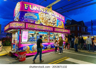 New Holland, PA, USA - September 30, 2021: Thousands Attend The Annual Community Street Fair In A Small Community In Lancaster County, PA.