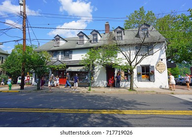 New Hope Pa 19 Aug 2017 Stock Photo 717719026 | Shutterstock