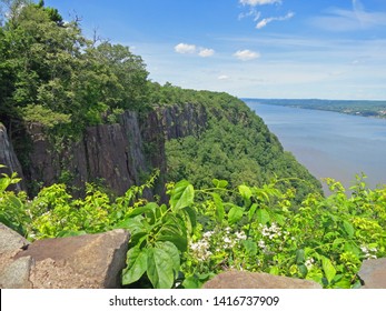 New Jersey,New York,NJ,NY, state line lookout over the Palisade Cliffs and the Hudson river.  - Shutterstock ID 1416737909
