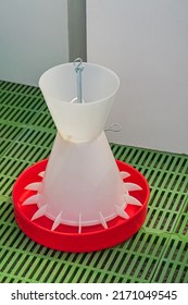 New Modern Clean Plastic Poultry Chicken Feeder Farm Equipment