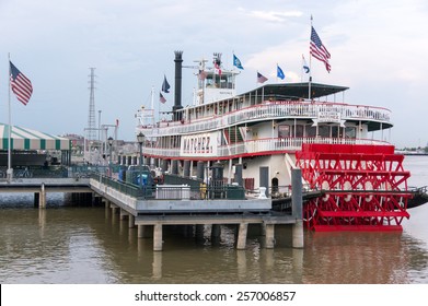 466 New orleans steamboat Images, Stock Photos & Vectors | Shutterstock