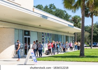 NEW ORLEANS, LA - OCTOBER 17, 2020: Line Of People Waiting To Vote At Polling Place