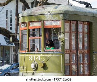 NEW ORLEANS, LA, USA - APRIL 6, 2021: Front Of ST. Charles Streetcar With Driver