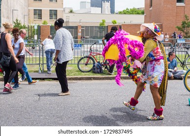 NEW ORLEANS, LA, USA - MAY 19, 2017: Jennifer Jones, Dance Queen Of New Orleans, Celebrating Removal Of The Robert E. Lee Statue At Lee Circle