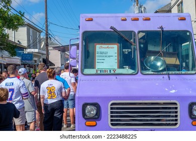 NEW ORLEANS, LA, USA - NOVEMBER 6, 2022: Boucherie Food Truck Parked On Oak Street And The Diverse Crowd During The Free Oak Street Po-Boy Festival