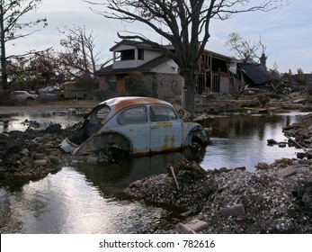 New Orleans Levee Breach, 100 Ft. From The 17th Street Canal, Water Still Leaks 3 Months After Hurricane Katrina