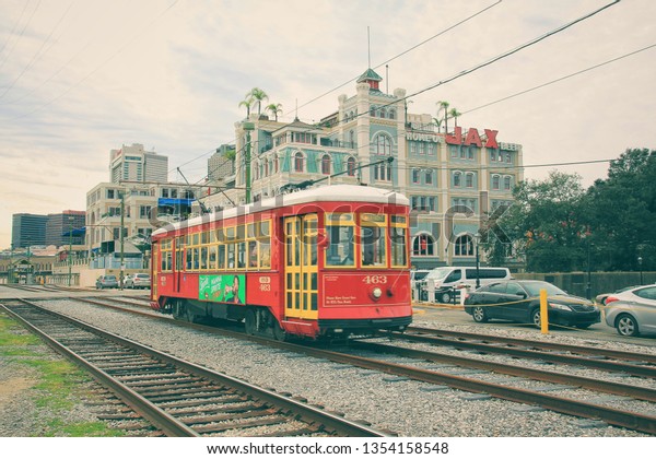 New Orleans,\
Louisiana, USA-28 January 2017：The iconic New Orleans Street Car\
approaches the station in winter. New Orleans has historically been\
a transportation hub.