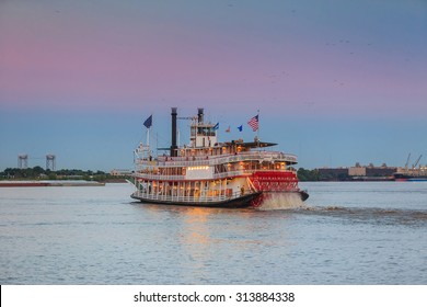 New Orleans Paddle Steamer In Mississippi River In New Orleans,   Louisiana