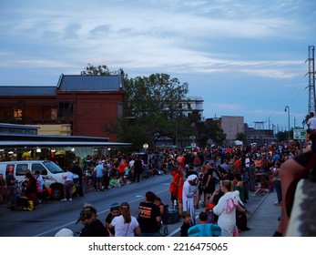 NEW ORLEANS, UNITED STATES - Oct 24, 2021: A Warm Summer Evening As The Crowd Gathers Ahead Of The Krewe Of Boo Parade In New Orleans, USA