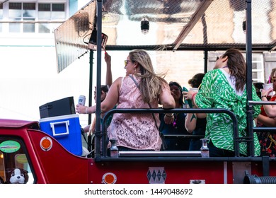 New Orleans, USA - April 23, 2018: Duck Tour Bus Or Boat With Group Of Women Drinking Beer Alcohol In French Quarter Of Louisiana City At Bachelorette Party