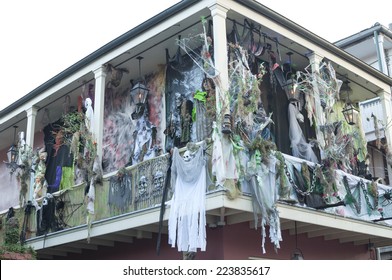 670 Halloween Decorated House Exterior Images Stock Photos Vectors   New Orleans Usa October 10 260nw 223835617 