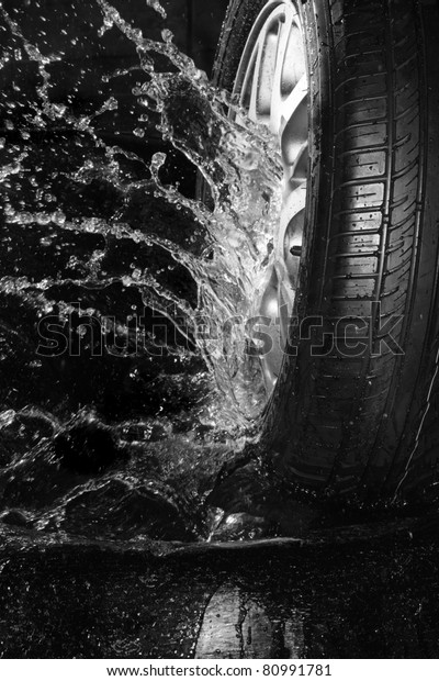 New summer tire  with water\
spray