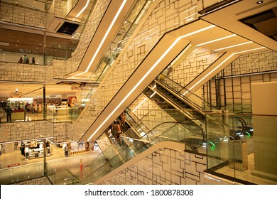 New Taipei City, Taiwan-August 22, 2020: HONHUI PLAZA Is A Shopping Mall Located In Xinzhuang District, New Taipei City, Taiwan. It Is A New Large-scale Department Store.