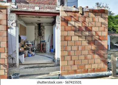 New Wall For A Modern Extension Of A House