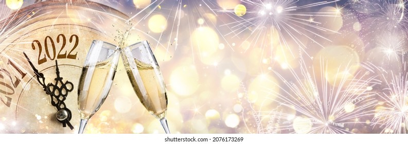 New Year 2022 - Celebration With Champagne And Clock - Abstract Defocused Lights