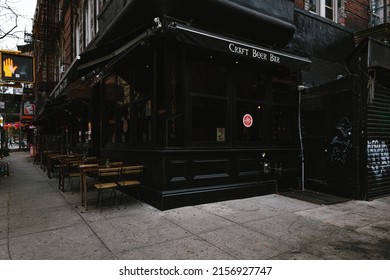 NEW YO, UNITED STATES - Nov 26, 2020: A Black Exterior Design Of Craft Beer Bar In New York