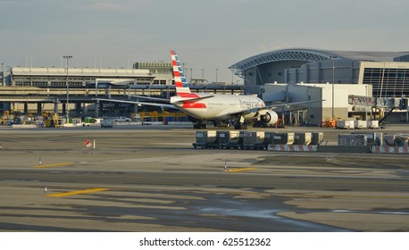 1,463 American airlines hub Images, Stock Photos & Vectors | Shutterstock