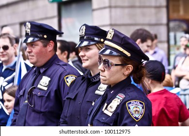 New York April 14 Three Officers Stock Photo 100112975 | Shutterstock