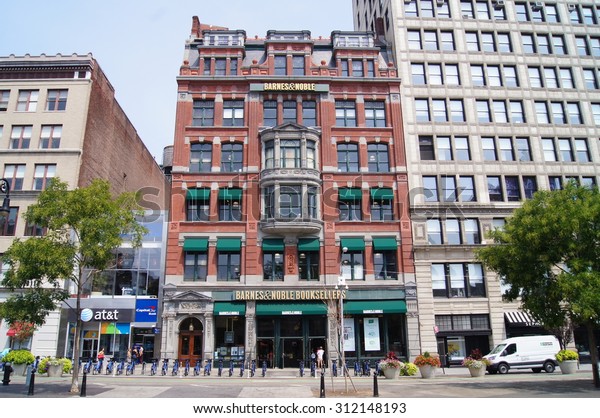 New York New York August 30 The Arts Buildings Landmarks Stock