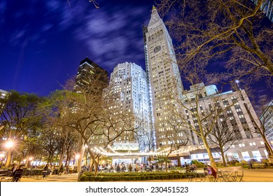 NEW YORK CITY - APRIL 15, 2013: Customers Dine At Shake Shack In Madison Square Park. The Chain Diner Opened In 2004 And The Madison Square Park Location Is The Original.