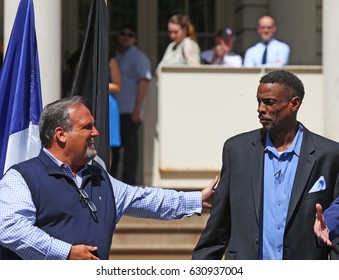 NEW YORK CITY - APRIL 28 2017: Mayor De Blasio Joined Former Mets Players To Honor Pitcher Dwight 