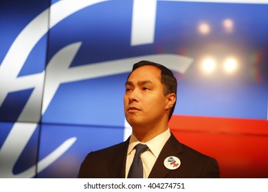 NEW YORK CITY - APRIL 6 2016: Mayor Bill De Blasio Joined United Federation Of Teachers President Michael Mulgrew To Rally Volunteers For Hillary Clinton. US Representative Joaquin Castro