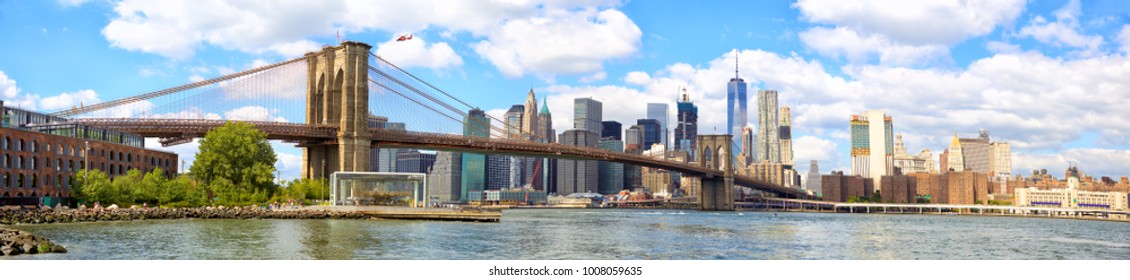 New York City Brooklyn Bridge panorama with Manhattan skyline