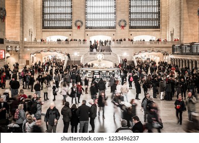 NEW YORK CITY - DECEMBER 17, 2017:  View Of The Inside Of Grand Central Station Terminal In Manhattan At Holiday Time With Crowd Of People