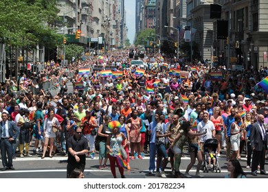 NEW YORK CITY - JUNE 29 2014: Heritage Of Pride Sponsored The Nation's Largest Gay Pride Parade In Manhattan That Stretched Along Fifth Avenue To Christopher Street. View Of Marchers On Fifth Avenue