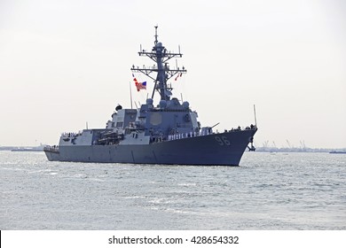 NEW YORK CITY - MAY 25 2016: Ships Of The US Navy Docked In The Brooklyn Ferry Terminal As The 28th Annual Fleet Week Started. USS Bainbridge, DDG-96, Arrives In NY Harbor