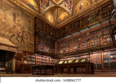 935 Library new york interior Images, Stock Photos & Vectors | Shutterstock