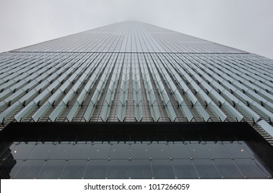 NEW YORK CITY, NY -14 JUL 2017- View  In The Fog Of The One World Trade Center Freedom Tower On The Site Of The World Trade Center Twin Towers Destroyed On 9/11.