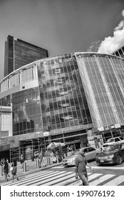 NEW YORK CITY, NY - APRIL 23, 2013: Madison Square Garden Is An Indoor Arena That Sits Above Penn Station. It Is Home To The NY Knicks (NBA), NY Rangers (NHL) And NY Liberty (WNBA)