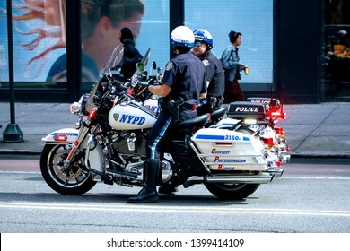 286 Motorcycles Nypd Images, Stock Photos & Vectors 