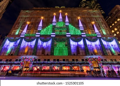 476 5th Avenue New York Christmas Images, Stock Photos & Vectors ...