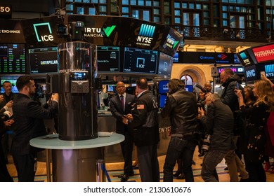 New York City, NY USA February 28, 2022. Mayor Adams Rings The Opening Bell At The New York Stock Exchange On The Last Day Of Black History Month. 