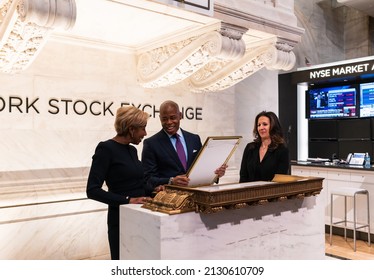 New York City, NY USA February 28, 2022. Mayor Adams Rings The Opening Bell At The New York Stock Exchange On The Last Day Of Black History Month. 