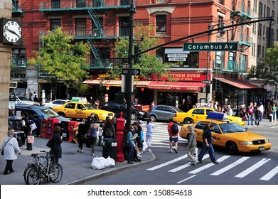 NEW YORK CITY - OCT 17 2009:Traffic On Ninth Avenue And Columbus Avenue In New York,USA.Former President Bill Clinton Initiated A Project To Revitalize The 9th Av Corridor Around Hell's Kitchen Area