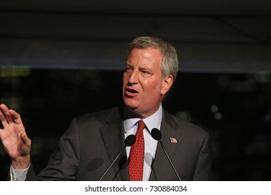 NEW YORK CITY - OCTOBER 5 2017: The Brooklyn Bridge Park Conservancy Heads Its 5th Annual Black Tie Ball.