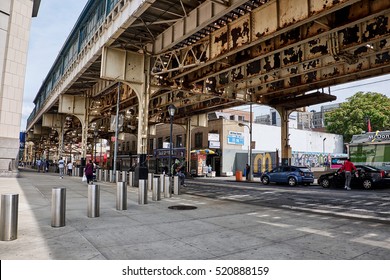 12,359 City Street Curb Images, Stock Photos & Vectors | Shutterstock