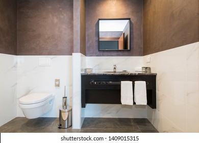 New York City, United States of America, 11 20 2018 residential apartment in the center of the city