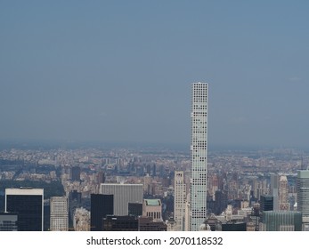 New York City, New York United States - August 29 2021: 432 Park Avenue Billionaires' Row Midtown Manhattan Apartment Condo Skyscraper Built By CIM Group.