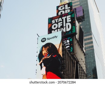 New York City, New York United States - August 29 2021: Spotify Billboard Advertisment In  Times Square With Logo.