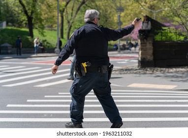 New York City New York USA April 26, 2021 NYPD Bomb Squad Investigates A Suspicious Package Outside The Metropolitan Museum Of Art. 