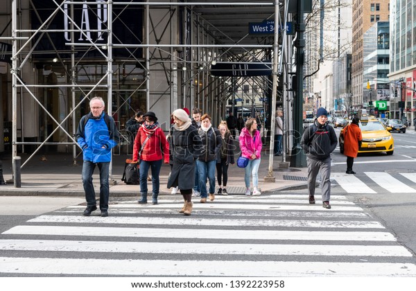 gap 34th street