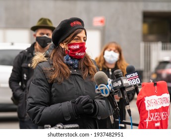 New York City New York USA March 16, 2021 Nurses At Mt. Sinai Hospital Speak Out About The Unsafe Working Conditions At The Hospital. 