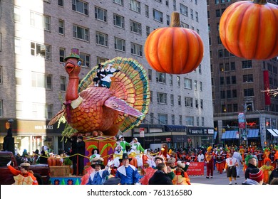 402 Macy's Parade 2017 Images, Stock Photos & Vectors | Shutterstock